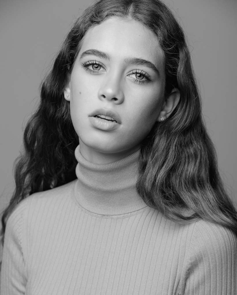 Alejanda Guizar